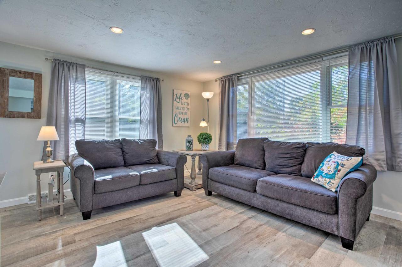 Updated Plymouth Home Less Than 2 Miles To Waterfront! المظهر الخارجي الصورة